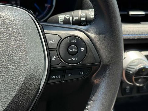 Used 2021 Toyota RAV4 XSE AWD/4WD image 11