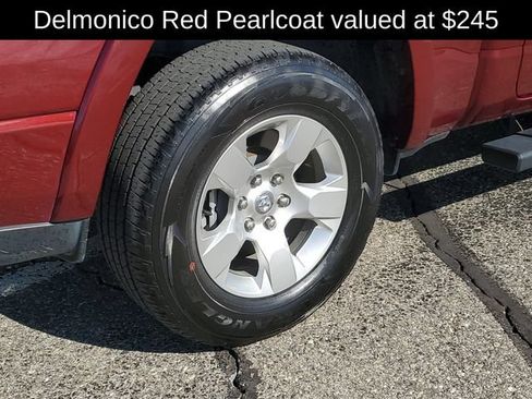 Used 2025 RAM 1500 Big Horn AWD/4WD image 10