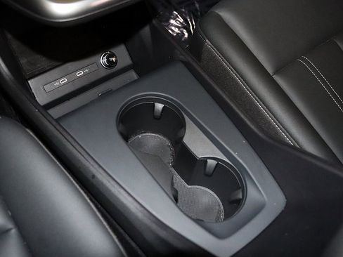 Used 2024 Audi Q4 e-tron Premium Plus w/ Premium Plus image 22