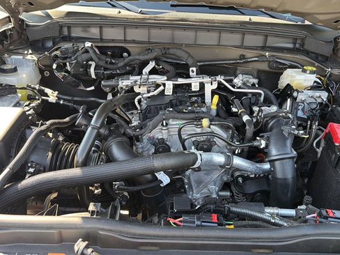 Certified 2025 Ford Bronco Outer Banks w/ Sasquatch Package AWD/4WD image 36