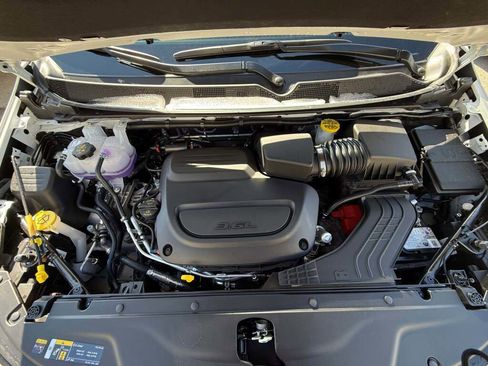 New 2026 Chrysler Pacifica Limited image 20