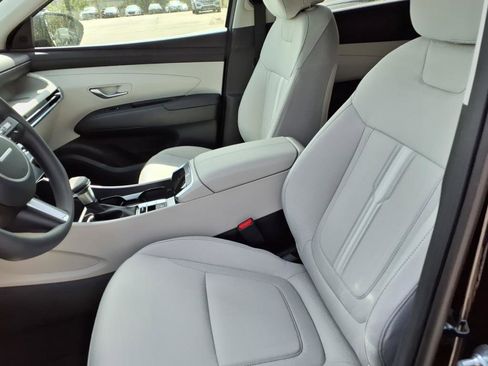 New 2025 Hyundai Tucson SEL image 9