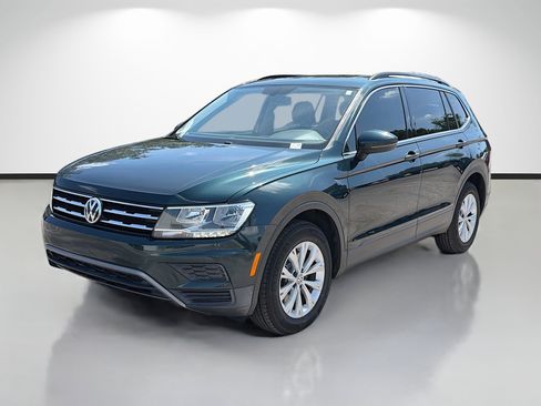 Used 2019 Volkswagen Tiguan SE w/ Panoramic Sunroof Package FWD image 7