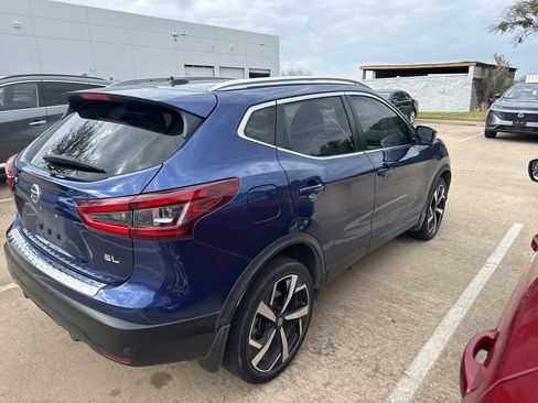 Certified 2022 Nissan Rogue Sport SL image 2