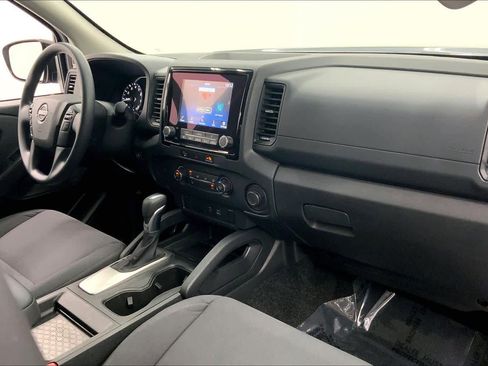 Used 2024 Nissan Frontier S image 10
