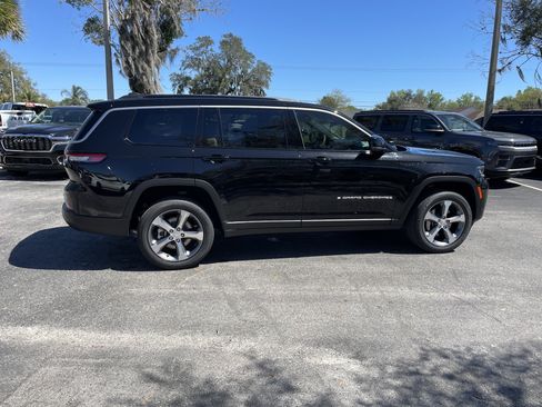 New 2026 Jeep Grand Cherokee L Limited image 9