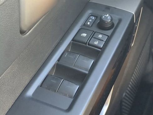 Used 2024 Toyota Tundra Limited AWD/4WD image 23