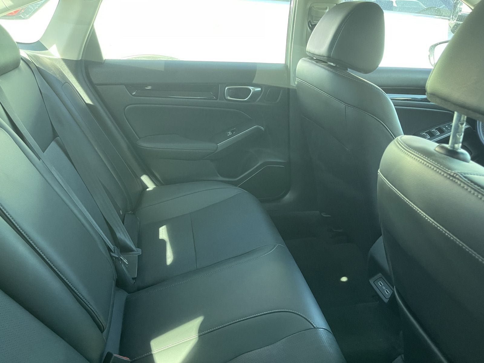 Used 2024 Honda Civic Touring image 9