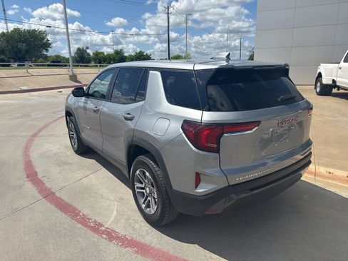 Used 2025 GMC Terrain Elevation image 7