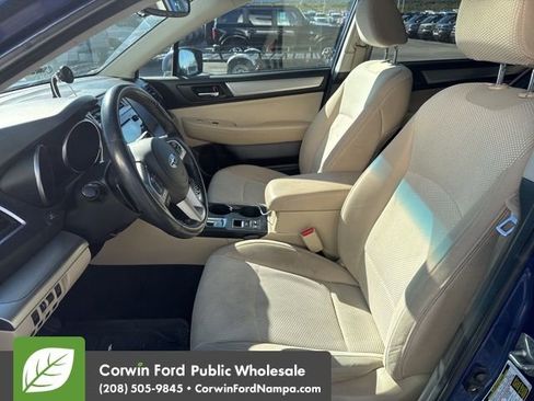 Used 2016 Subaru Outback 2.5i Premium image 10