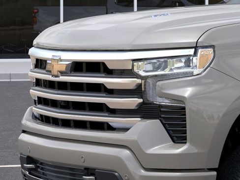 New 2026 Chevrolet Silverado 1500 High Country AWD/4WD image 13