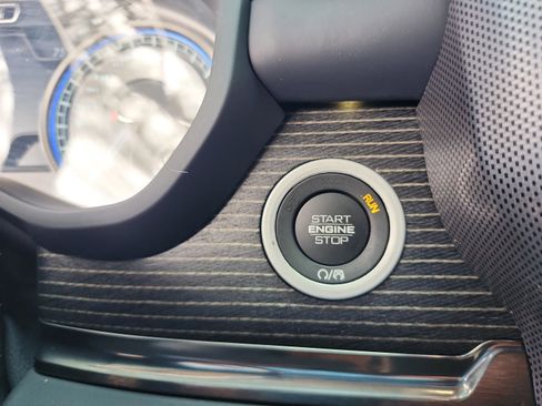 Used 2021 RAM 1500 Limited image 31