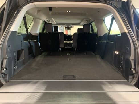 New 2025 Ford Expedition Max Active image 16