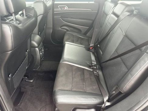 Used 2021 Jeep Grand Cherokee Laredo X AWD/4WD image 25