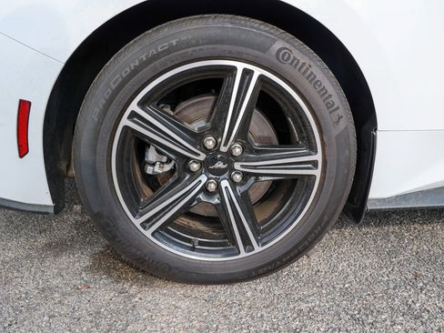 Used 2024 Ford Mustang Premium image 11