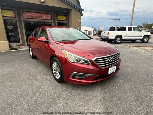 Used 2015 Hyundai Sonata SE FWD image 1