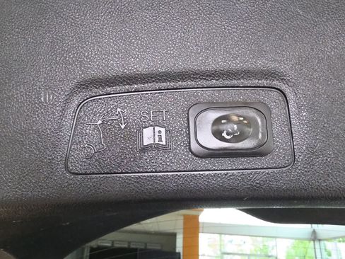 Used 2017 Lincoln MKC Reserve AWD/4WD image 29