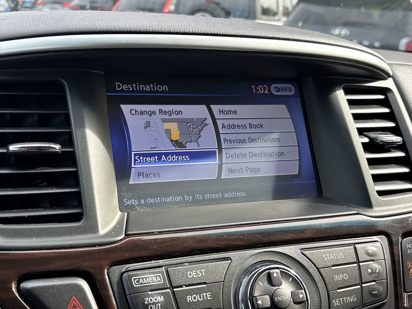 Used 2015 Nissan Pathfinder SL w/ SL Tech Package FWD image 16