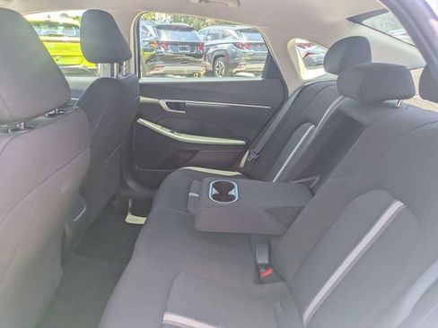 Used 2025 Hyundai Sonata SEL FWD image 12