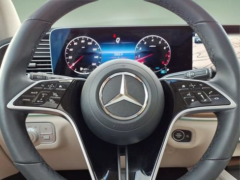 Used 2026 Mercedes-Benz GLE 350 4MATIC image 24