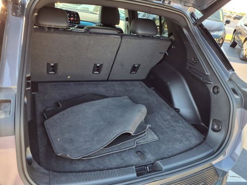 Used 2025 Chevrolet Equinox EV LT w/ Convenience Package FWD image 21