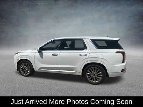 Used 2020 Hyundai Palisade Limited FWD image 2