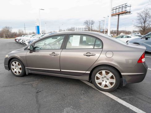 Used 2010 Honda Civic LX image 4