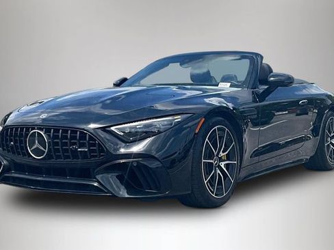 Used 2022 Mercedes-Benz SL 63 AMG 4MATIC image 2