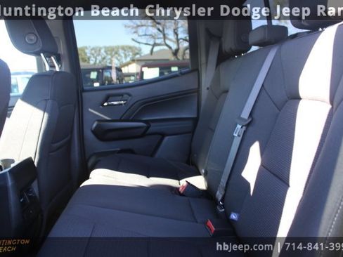 Used 2026 GMC Canyon Elevation image 26