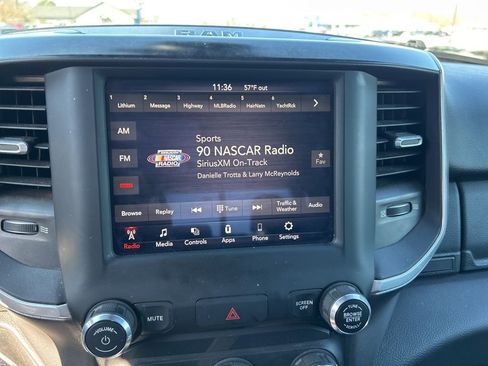 Used 2019 RAM 1500 Big Horn image 21