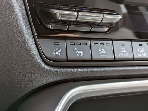 New 2026 MAZDA CX-90 Plug-In Hybrid w/ Preferred image 28