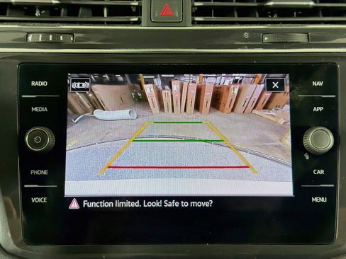 Used 2021 Volkswagen Tiguan SEL w/ 3-Row Tiguan MDO Package FWD image 13
