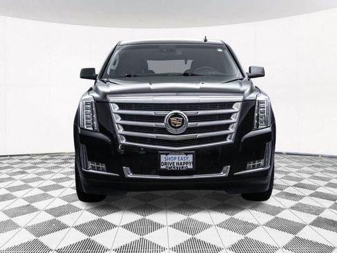 Used 2015 Cadillac Escalade Luxury image 13