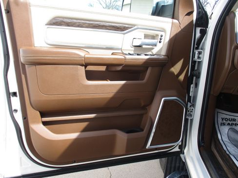 Used 2021 RAM 3500 Laramie image 11