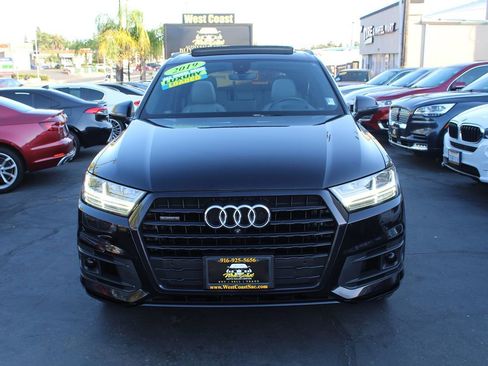 Used 2019 Audi Q7 3.0T Prestige AWD/4WD image 3