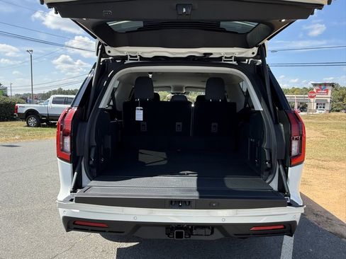 New 2025 Ford Expedition Max Active image 6