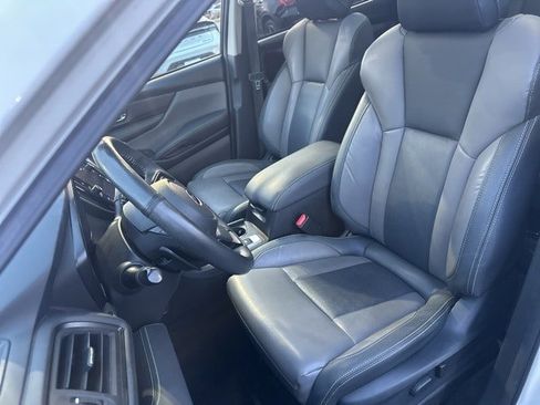 Used 2023 Subaru Ascent Onyx Edition image 11