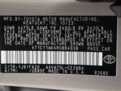 Used 2024 Toyota Camry LE FWD image 17