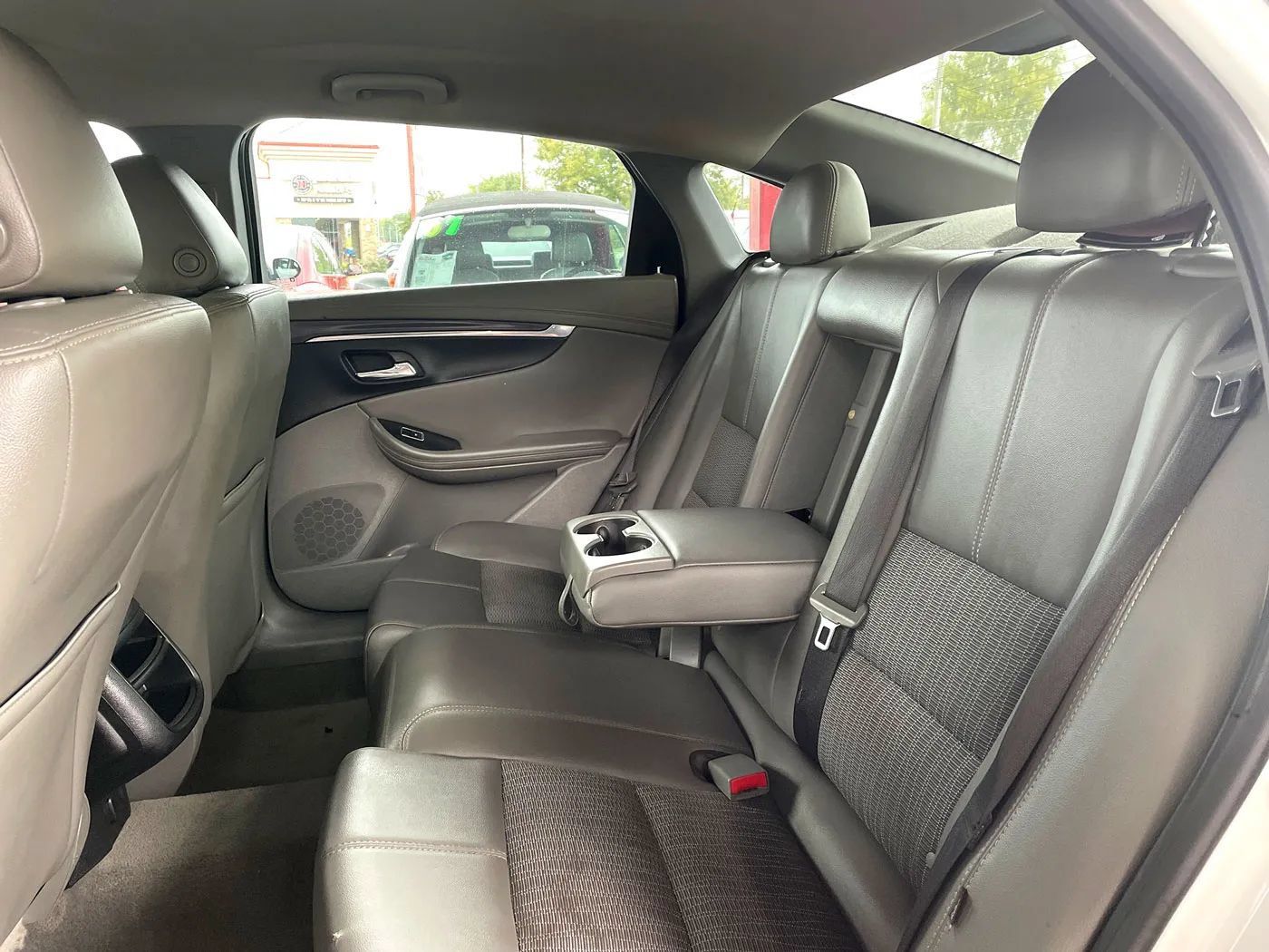 Used 2018 Chevrolet Impala LS FWD image 10