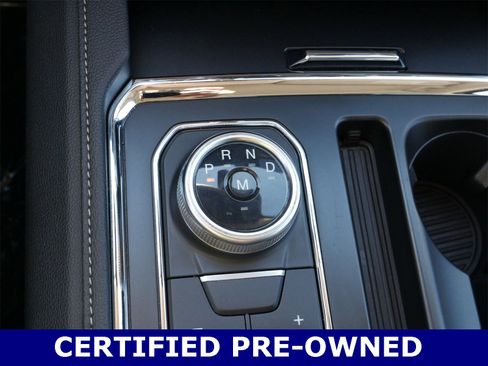 Certified 2024 Ford Expedition XLT image 24