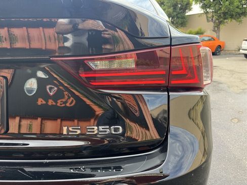 Used 2016 Lexus IS 350 RWD image 15