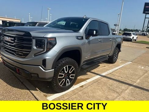 Certified 2025 GMC Sierra 1500 AT4 w/ AT4 Premium Package AWD/4WD image 1