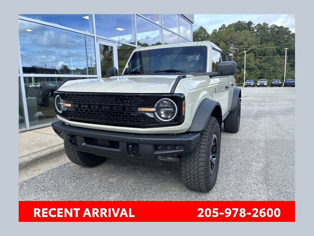 Used 2025 Ford Bronco Big Bend w/ Black Diamond Package AWD/4WD image 1