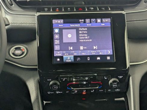 New 2025 Jeep Grand Cherokee L Altitude RWD image 22