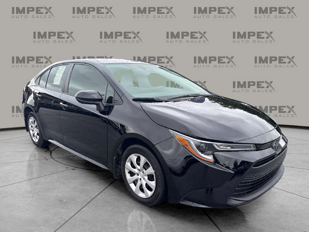 Used 2024 Toyota Corolla LE FWD image 8