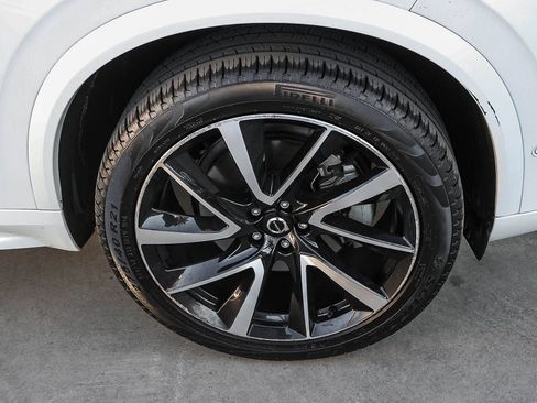 Used 2024 Volvo XC90 B6 Plus AWD/4WD image 15