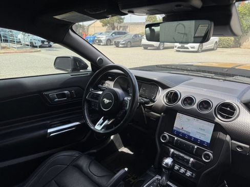Used 2022 Ford Mustang GT Premium w/ GT Performance Package RWD image 34