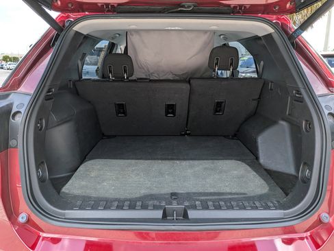 Used 2018 Chevrolet Equinox LT FWD image 13