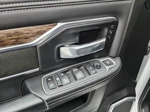 Used 2021 RAM 3500 Laramie image 47