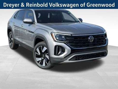 New 2026 Volkswagen Atlas Cross Sport SE image 1